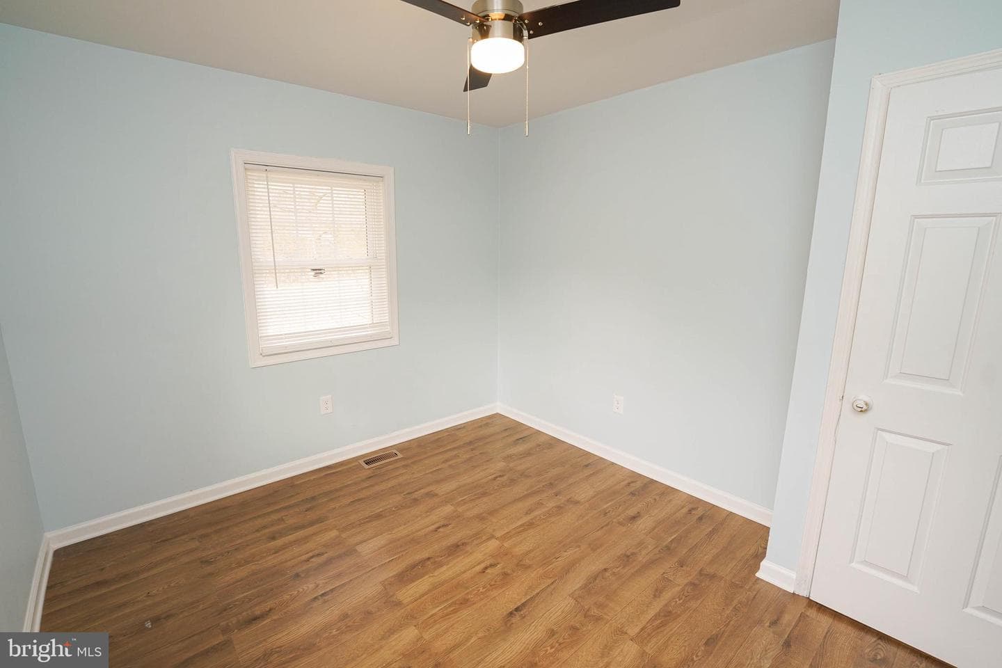 28144 Stanford Road photo 12