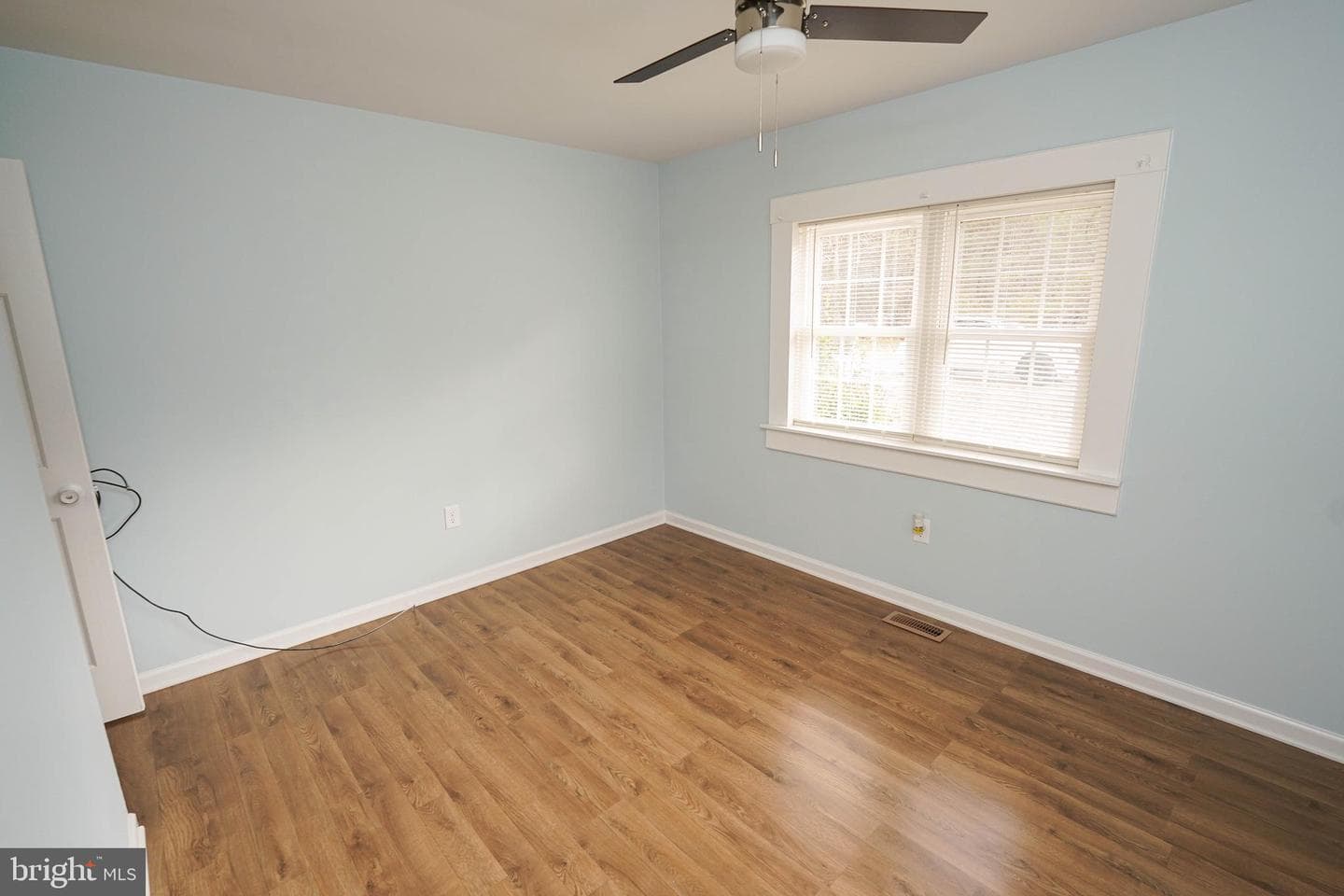 28144 Stanford Road photo 20