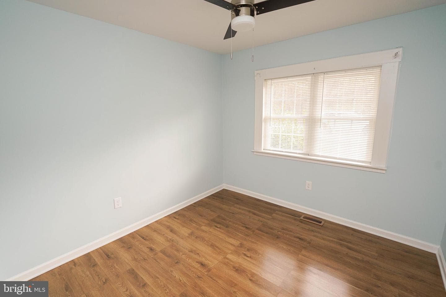 28144 Stanford Road photo 24