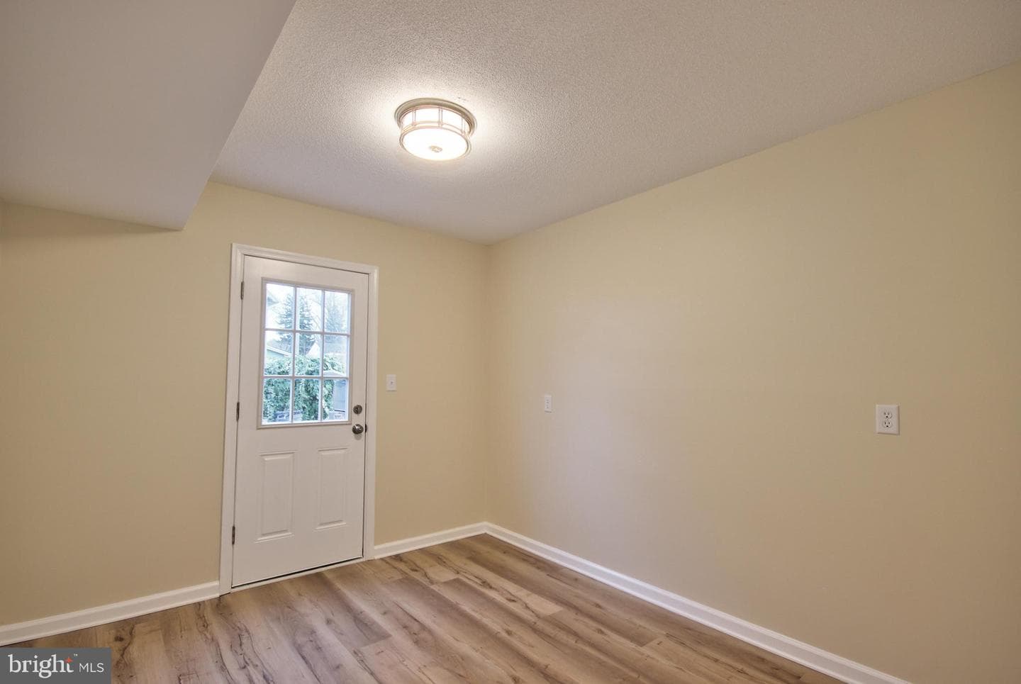 6595 Quantico Road photo 8