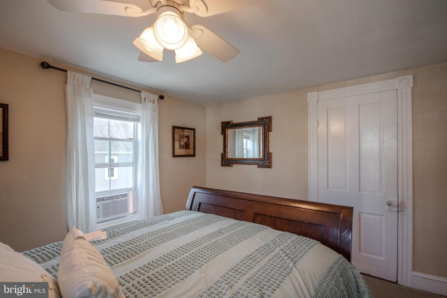 106 W Philadelphia Avenue photo 25
