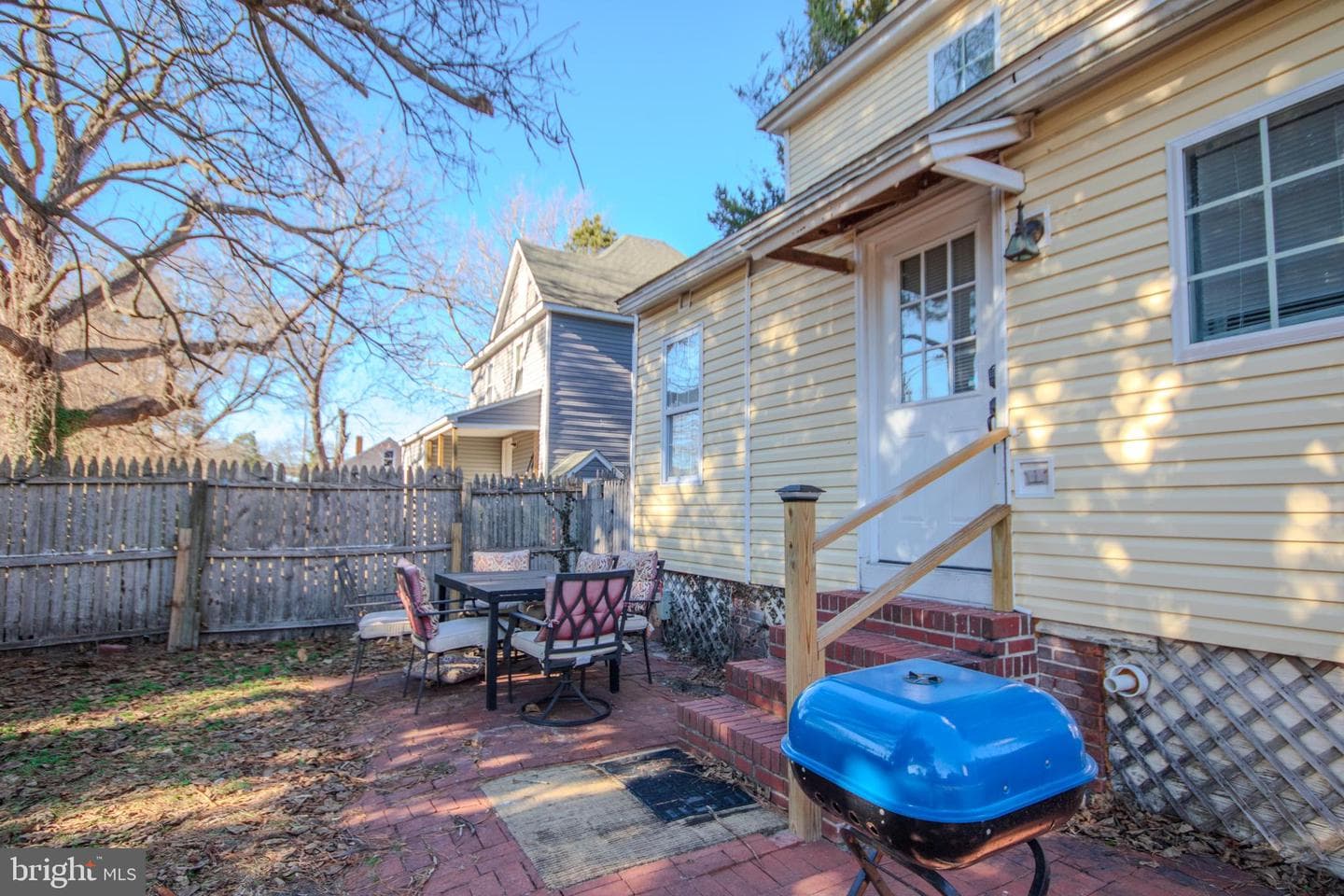106 W Philadelphia Avenue photo 30