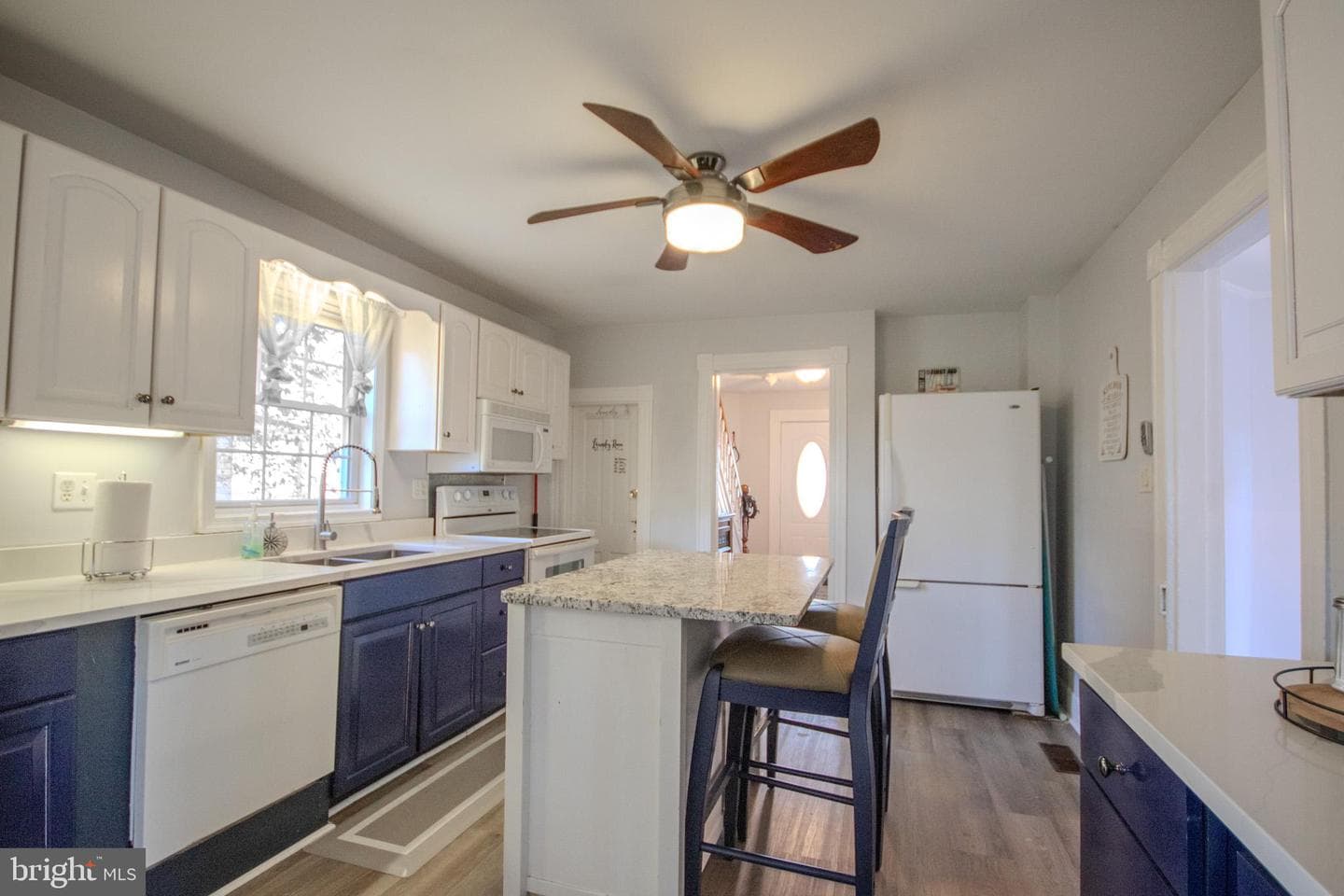 106 W Philadelphia Avenue photo 7