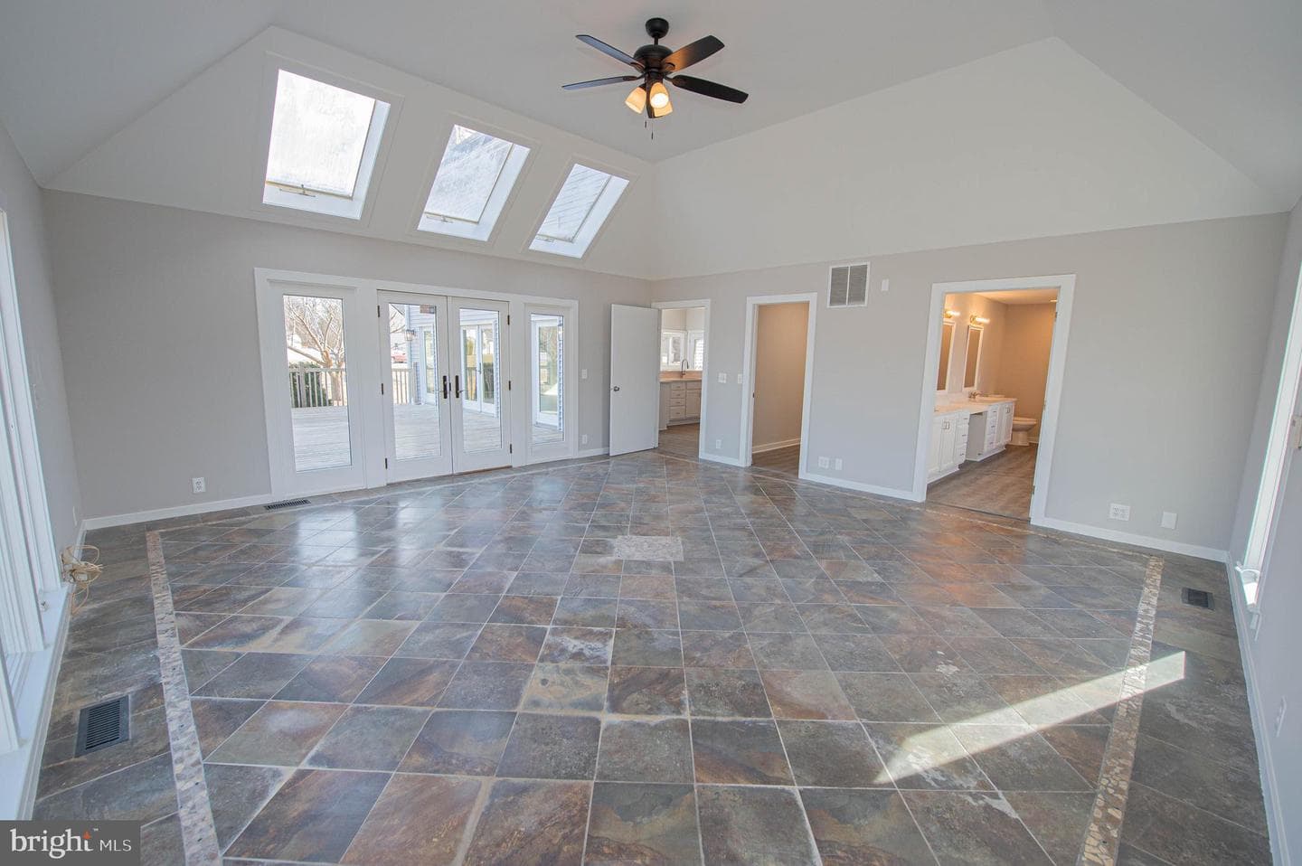 29484 Windy Hill Circle photo 21