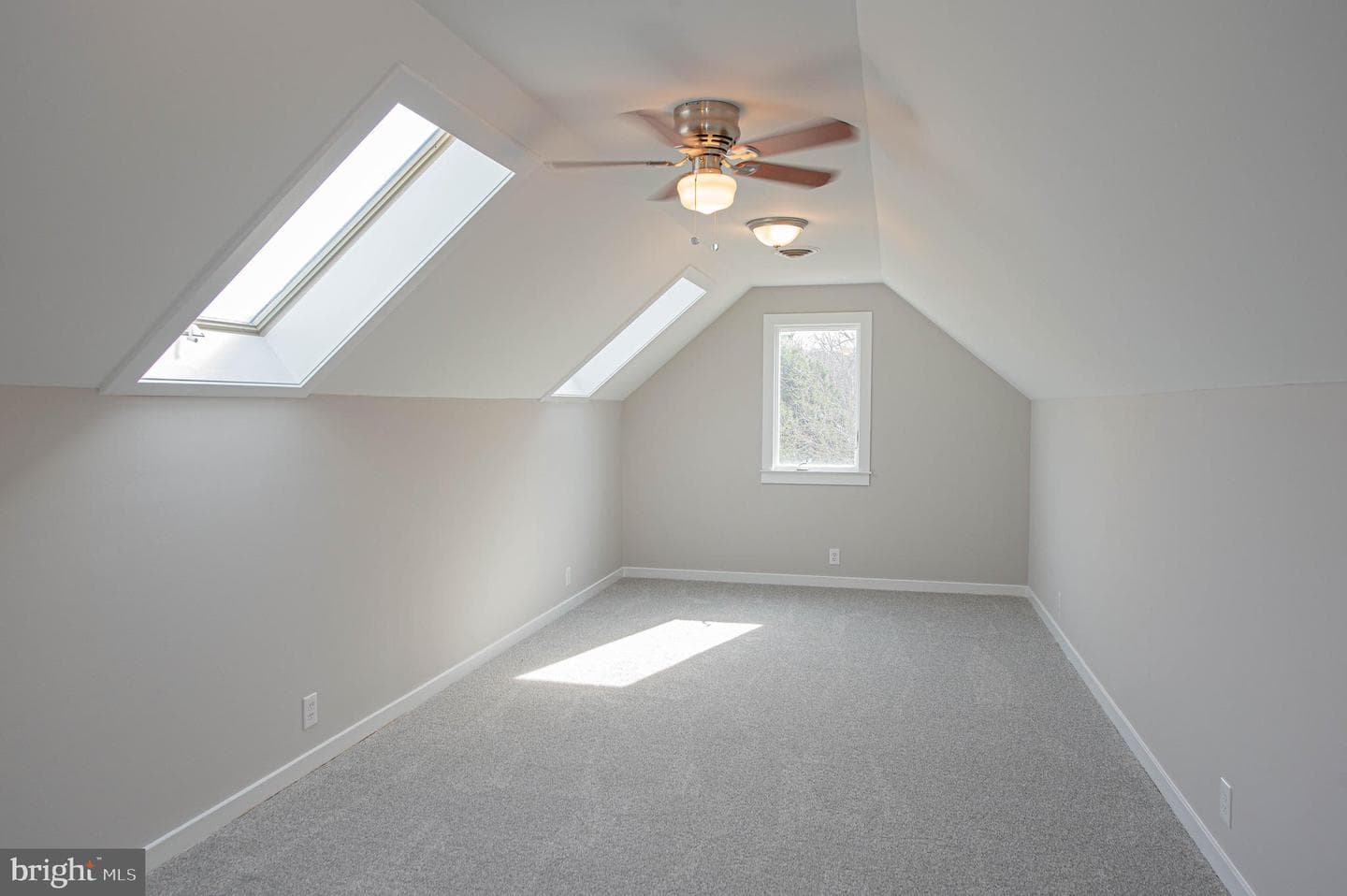 29484 Windy Hill Circle photo 45