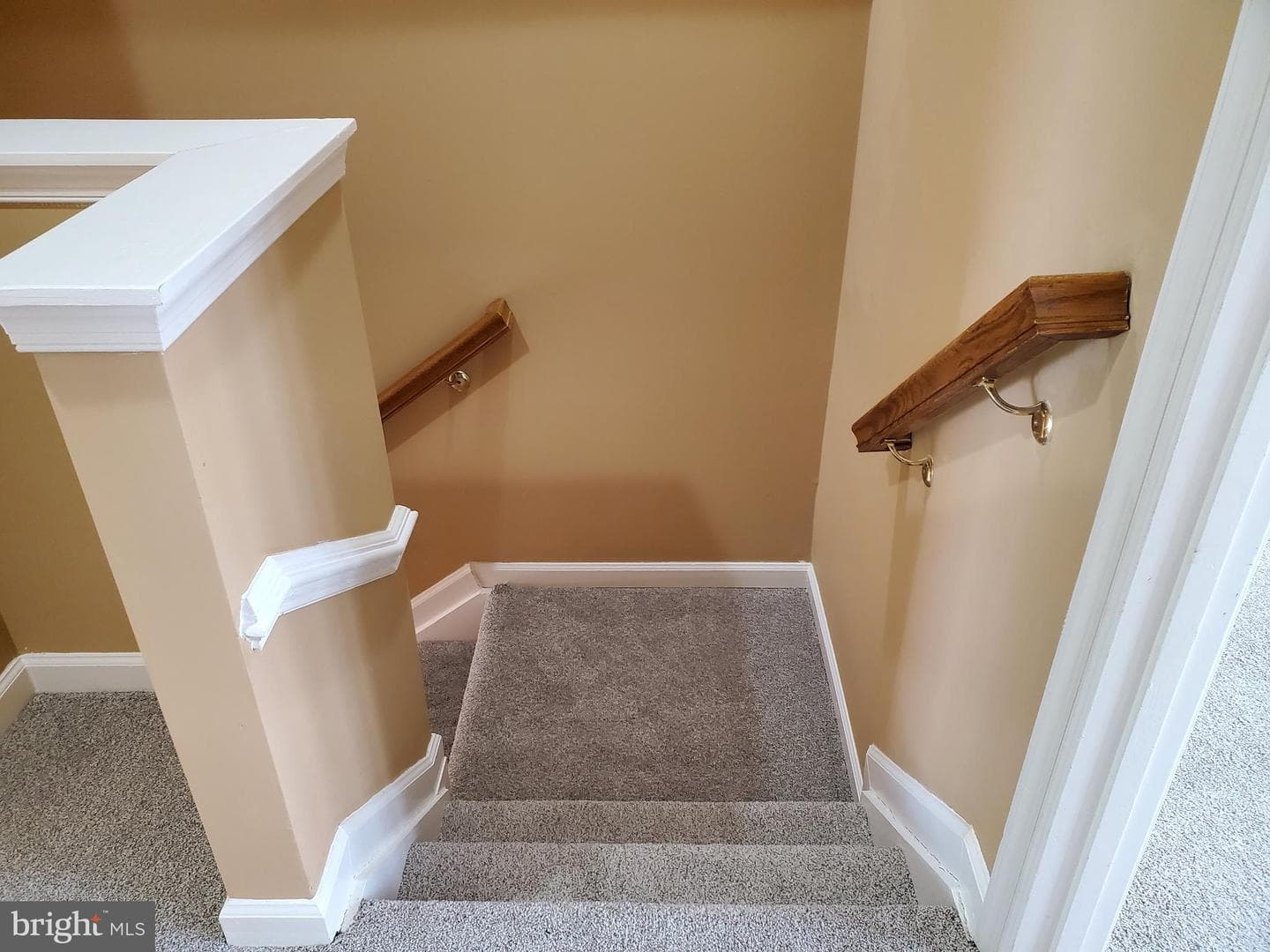 1020 Meadow View Drive photo 16