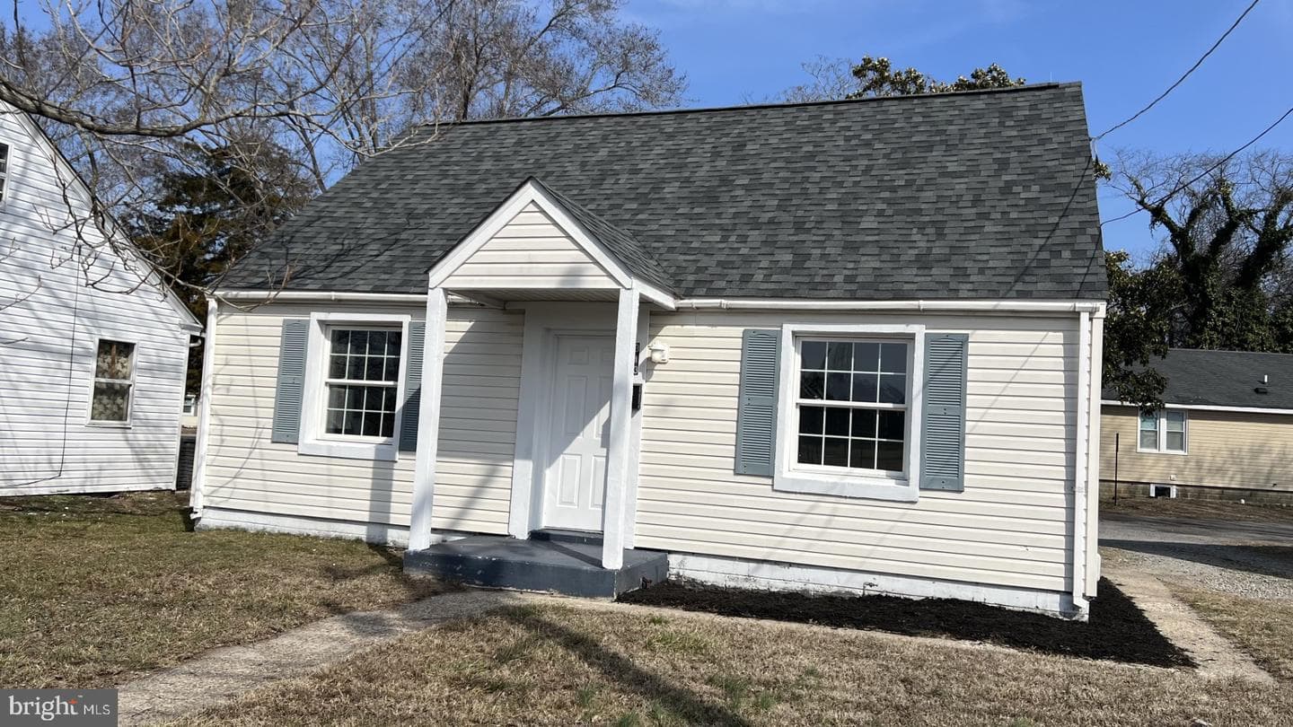 313 E College Avenue