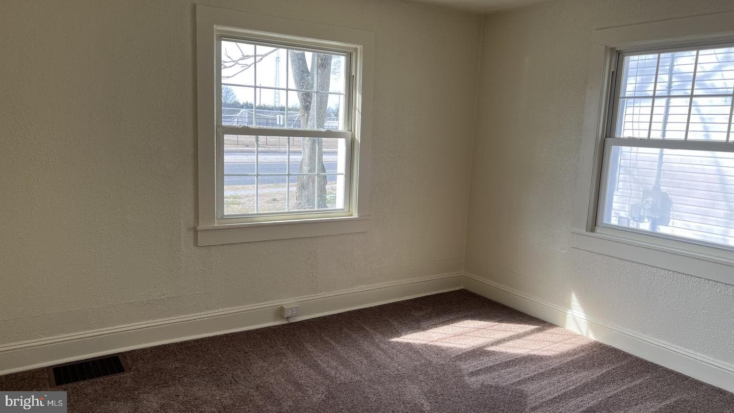 313 E College Avenue photo 6