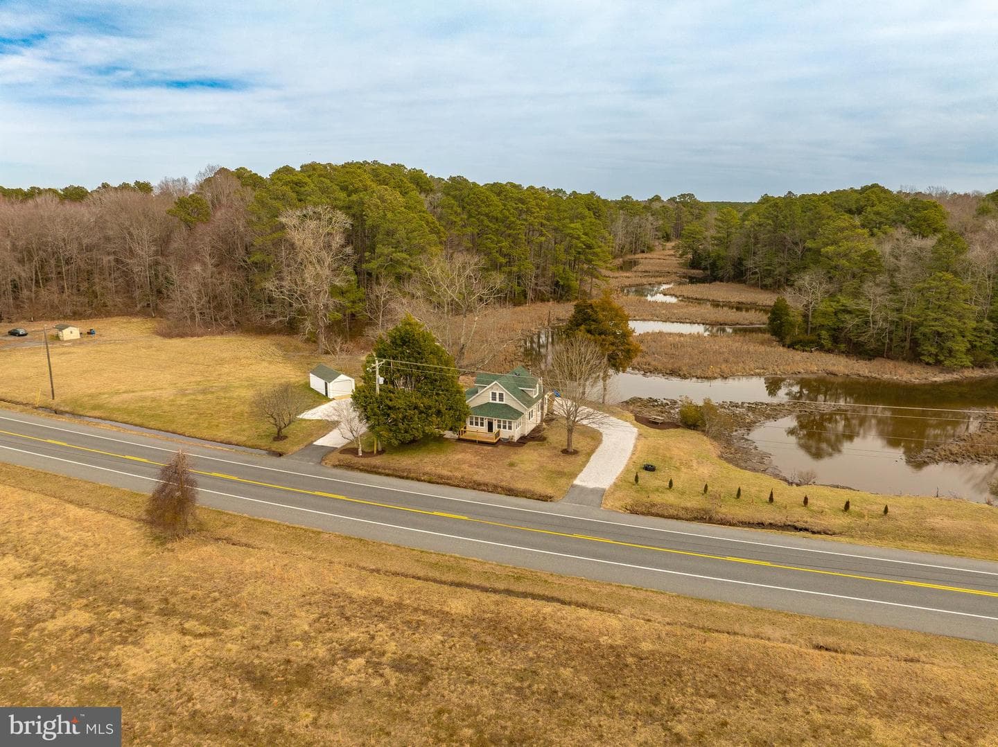 23057 Nanticoke Road photo 2
