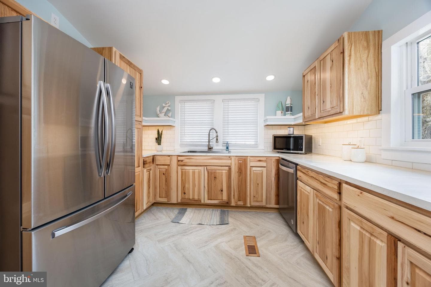 23057 Nanticoke Road photo 31