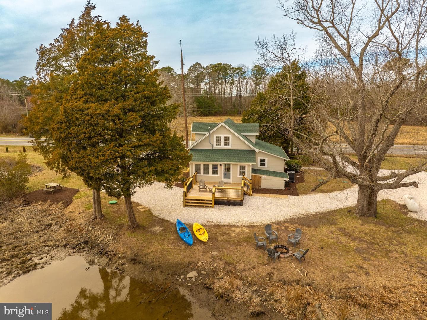 23057 Nanticoke Road photo 4