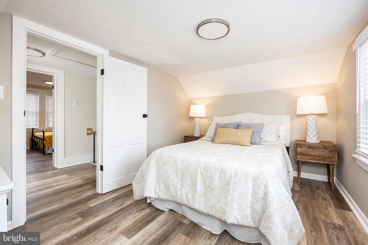 23057 Nanticoke Road photo 52
