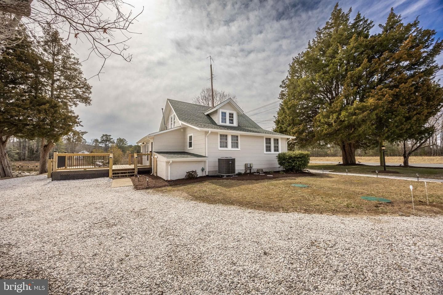 23057 Nanticoke Road photo 65