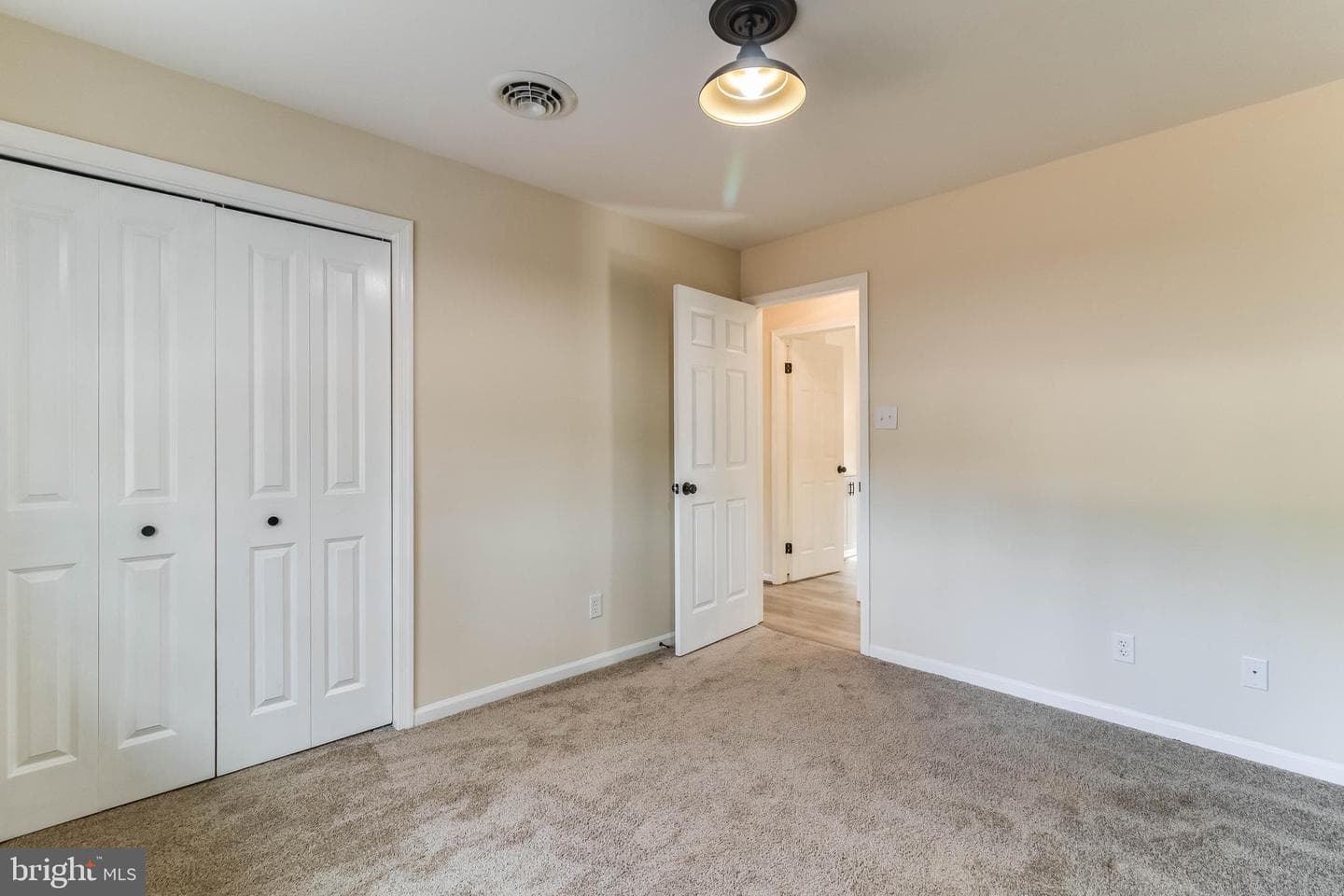 8761 N West Road photo 19