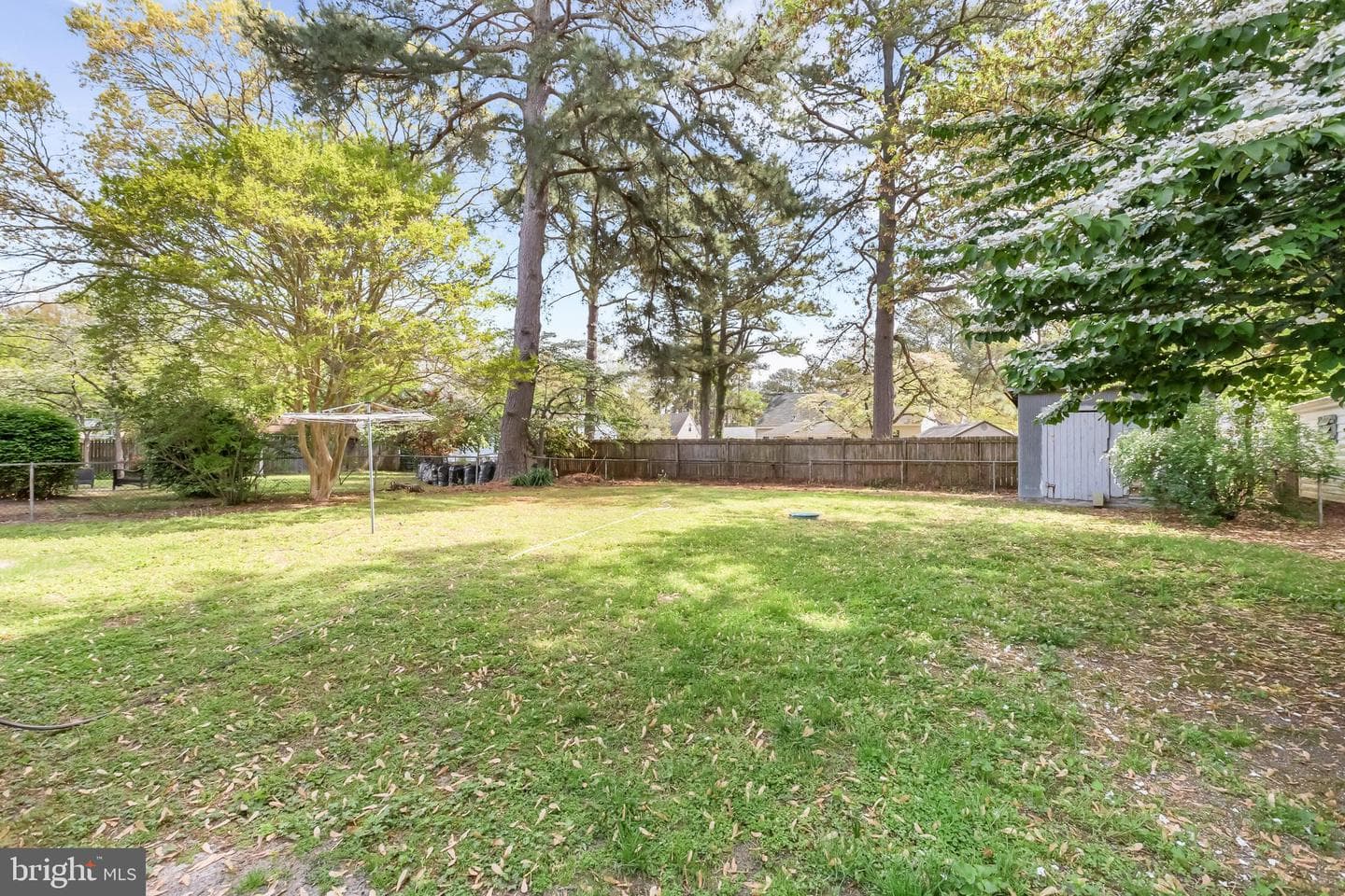 1513 Lilac Drive photo 22