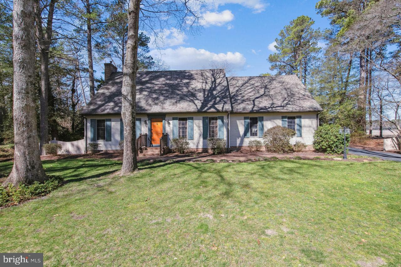 4388 Sturbridge Drive photo 1