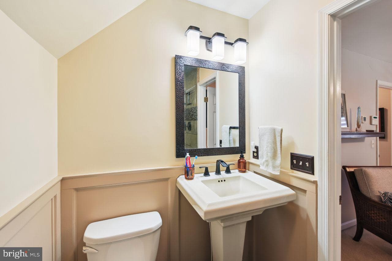 4388 Sturbridge Drive photo 20