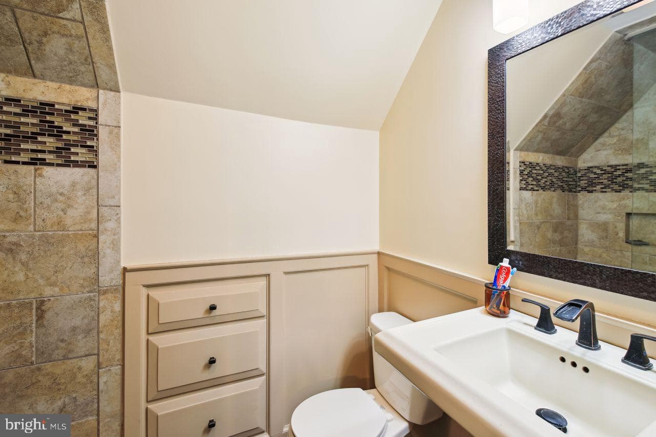 4388 Sturbridge Drive photo 21