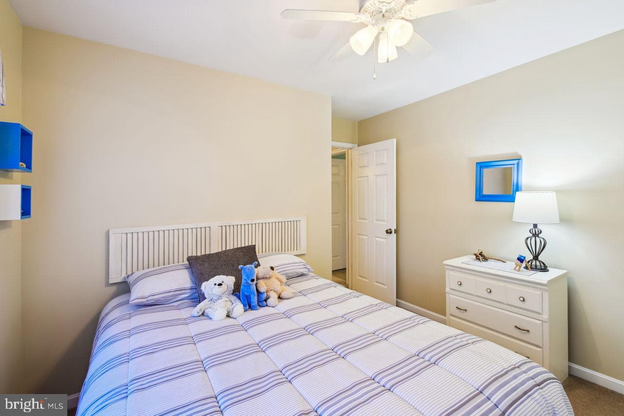 4388 Sturbridge Drive photo 23