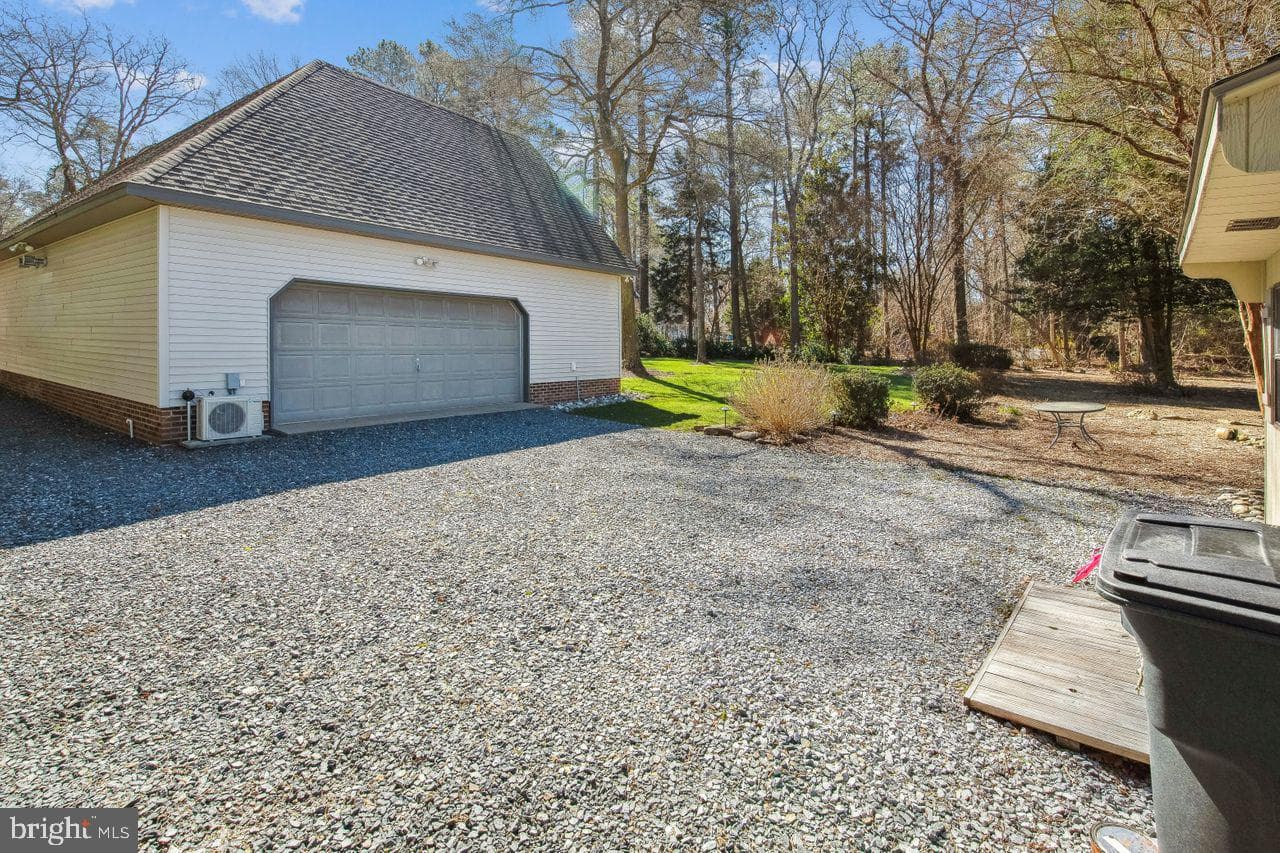 4388 Sturbridge Drive photo 34