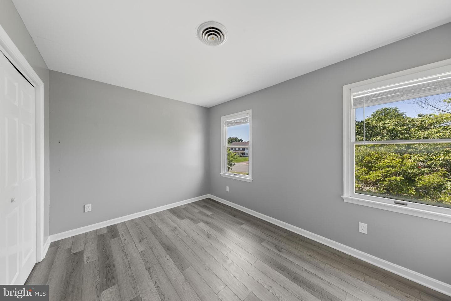 5983 Ridge Spring Circle photo 17
