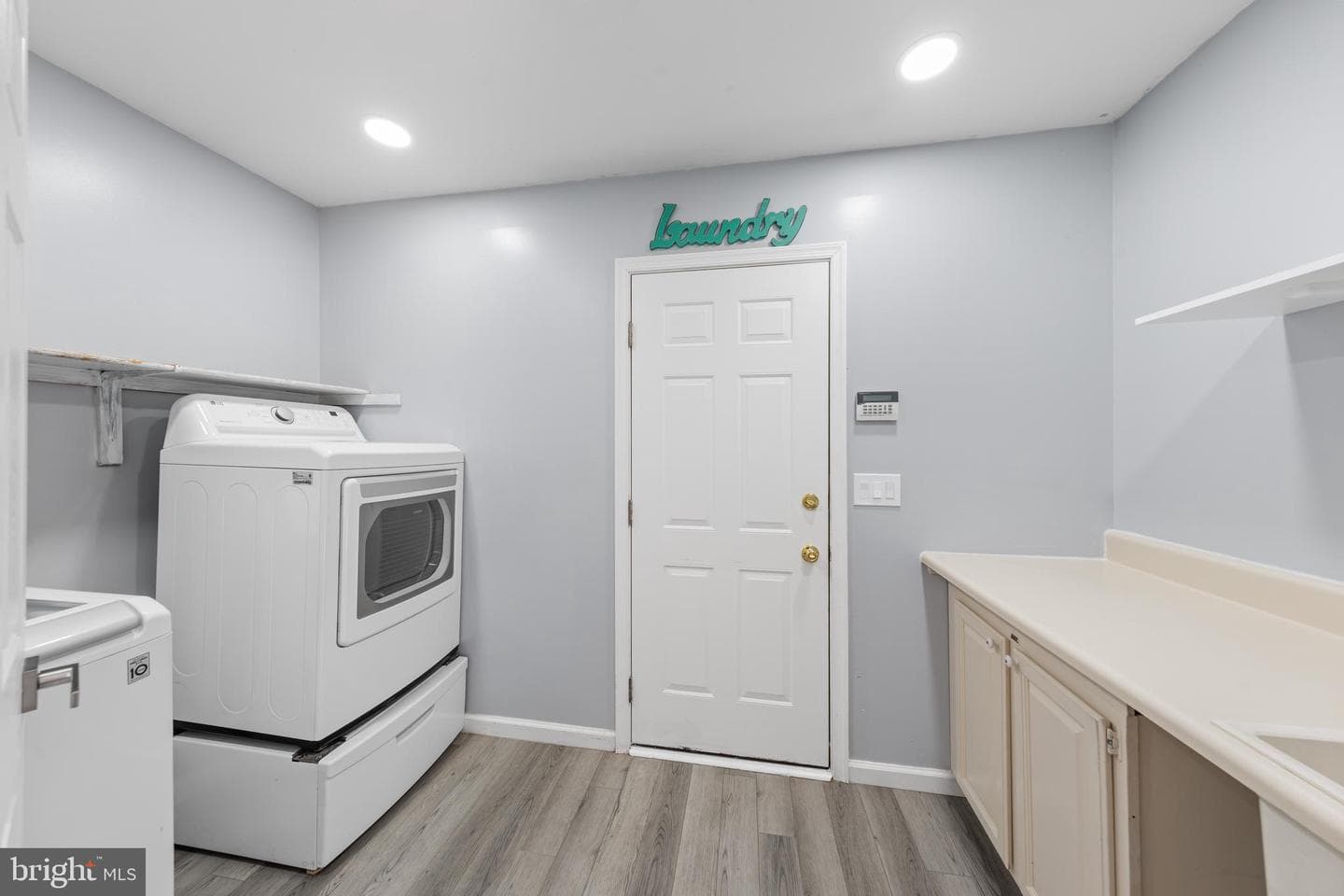 5983 Ridge Spring Circle photo 32