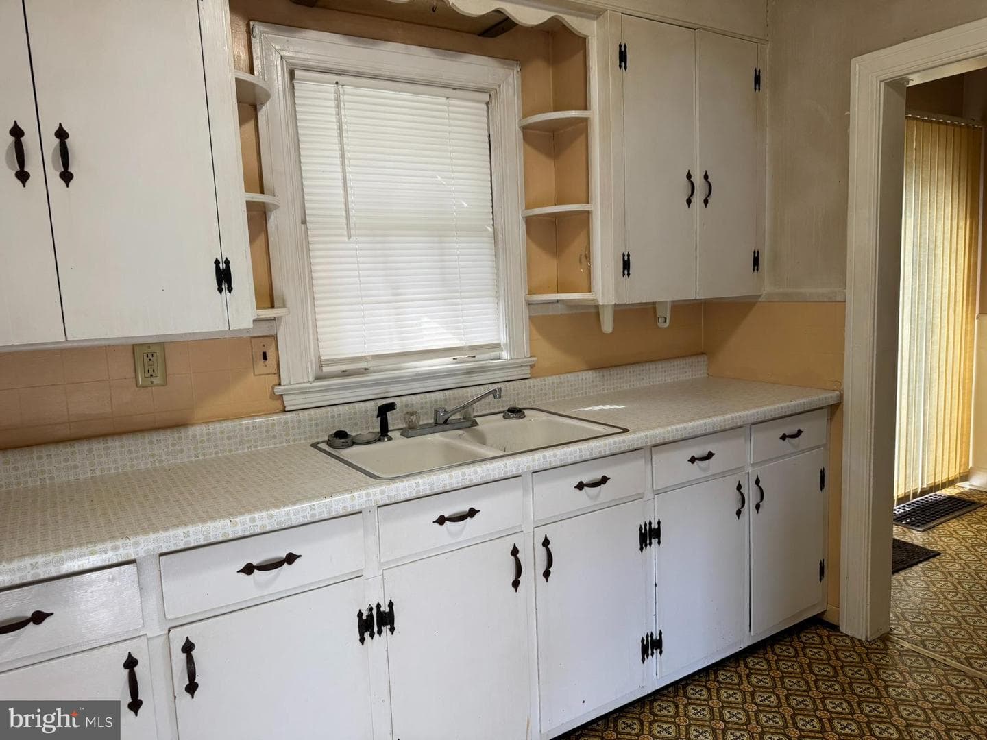 3494 Allen Road photo 8