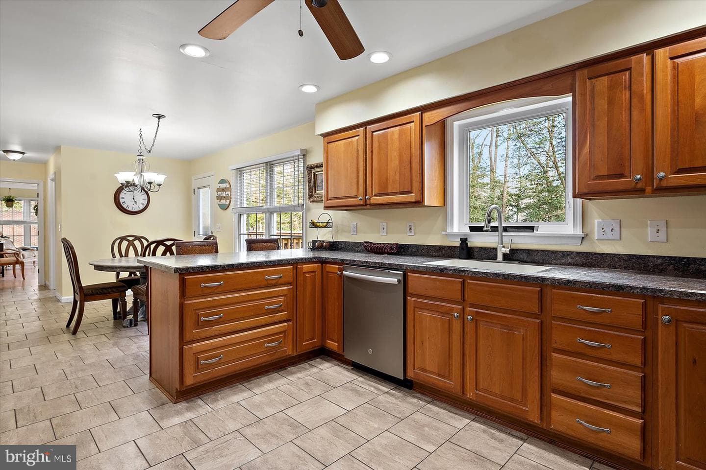5497 Abbey Lane photo 23