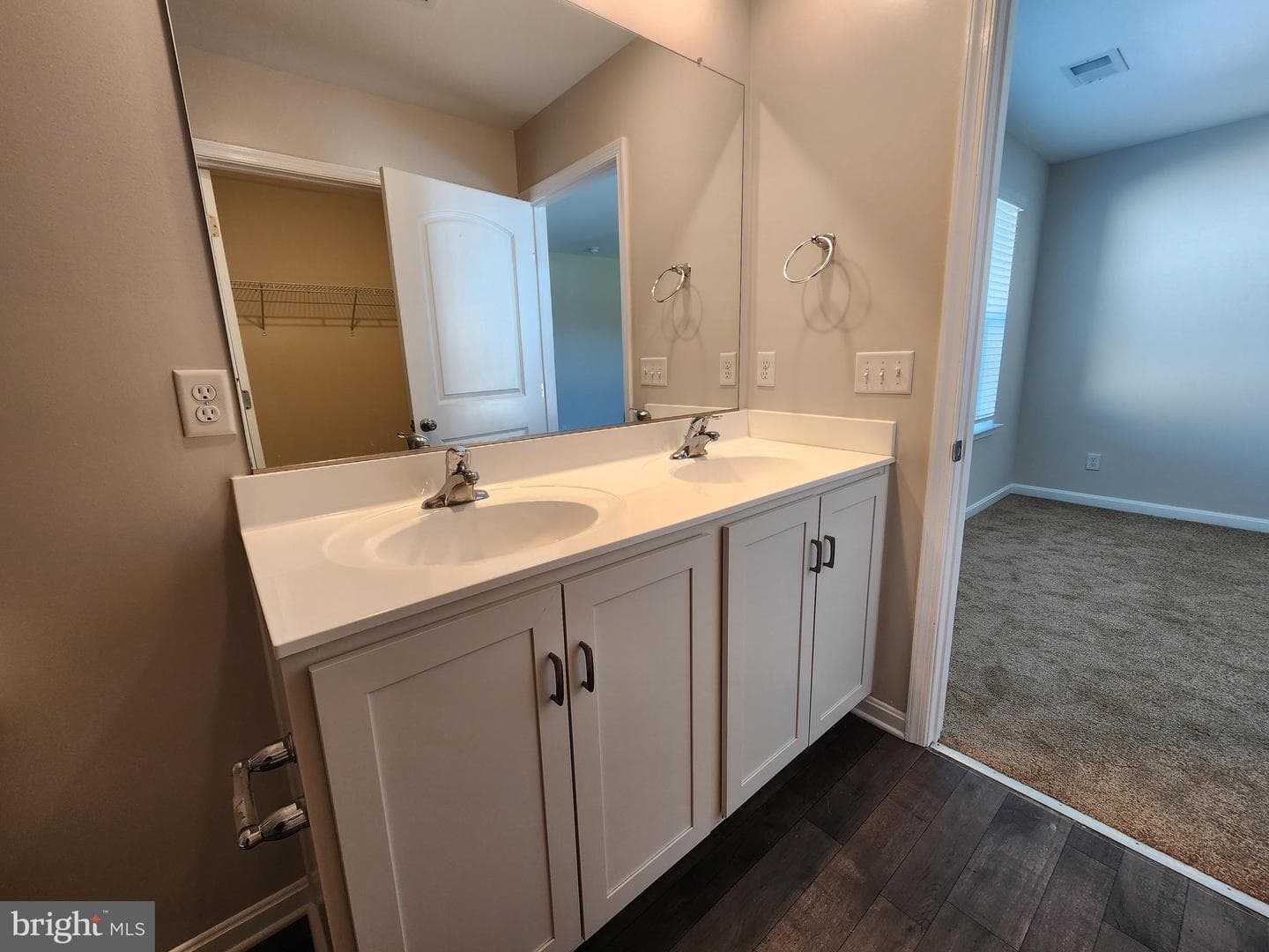 417 Stream Valley Court photo 25