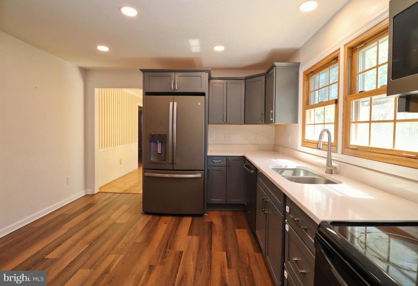 1405 Westchester Street photo 10