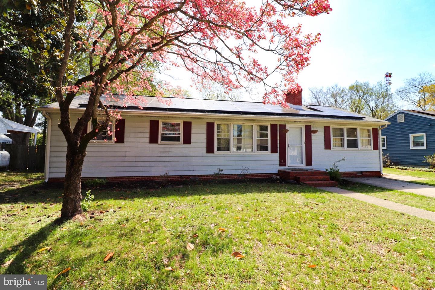 1405 Westchester Street photo 3