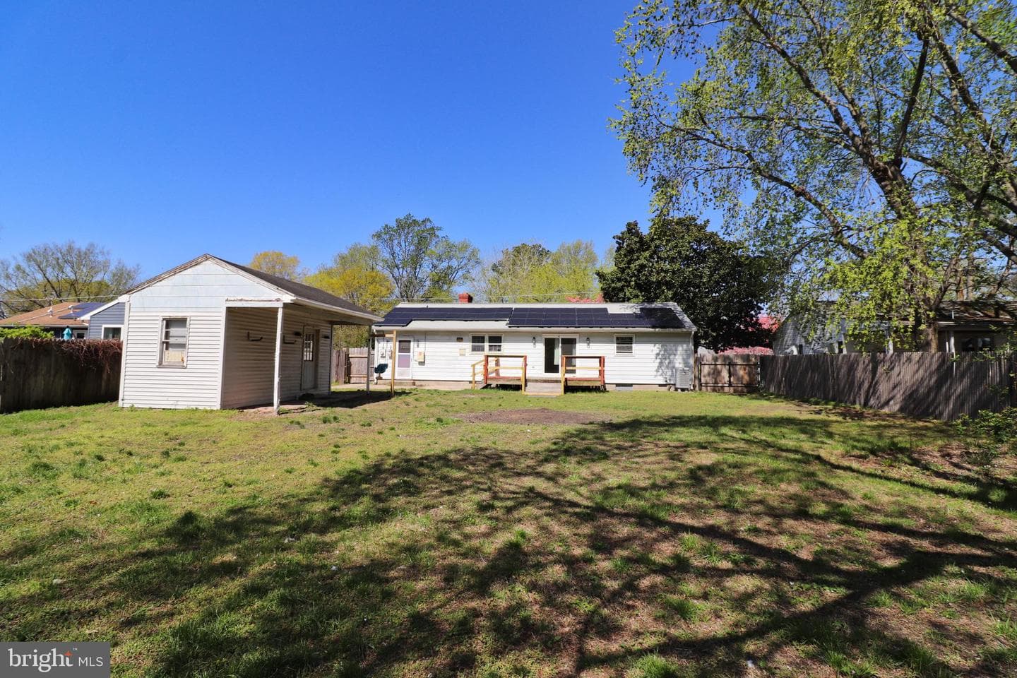 1405 Westchester Street photo 30