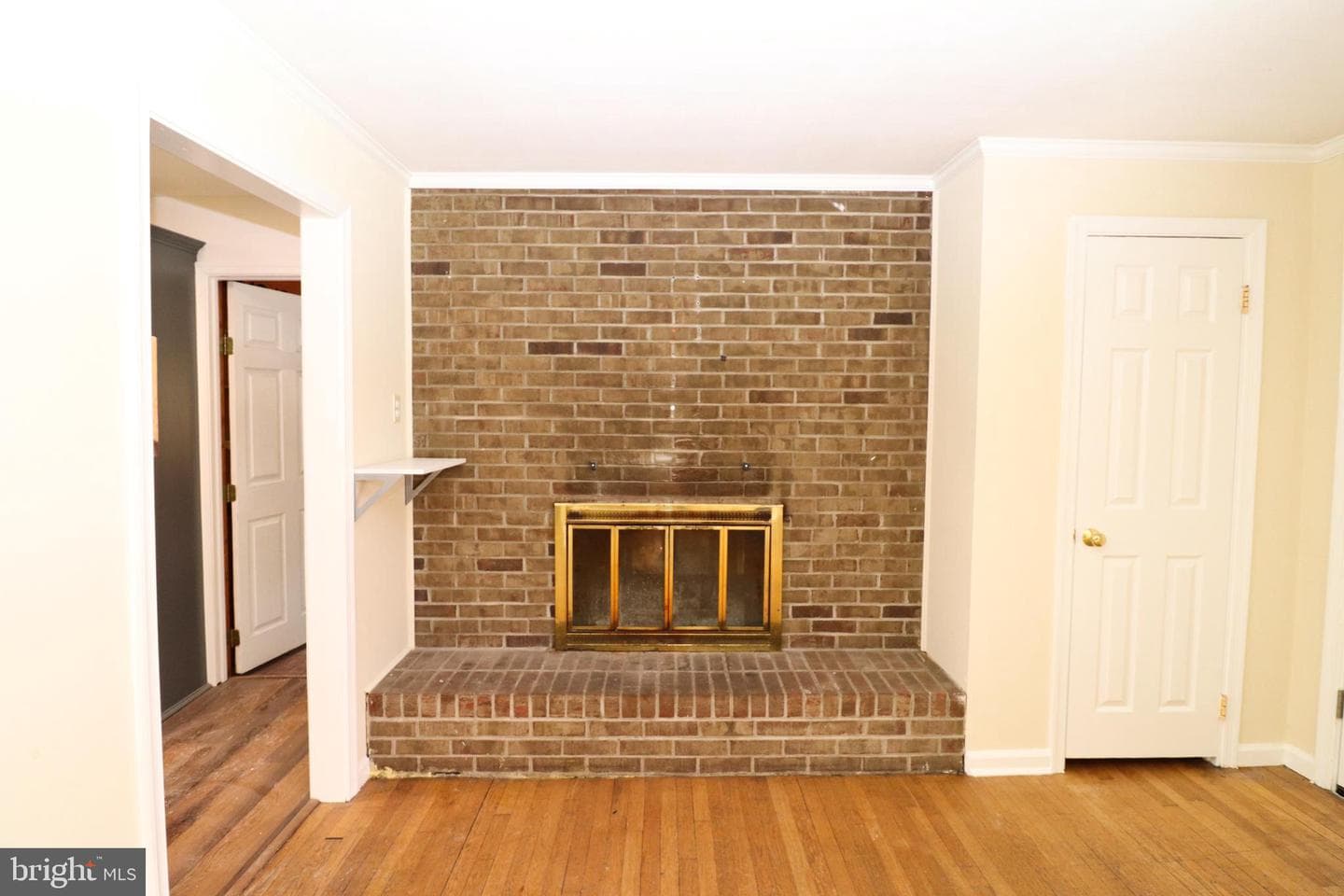 1405 Westchester Street photo 6