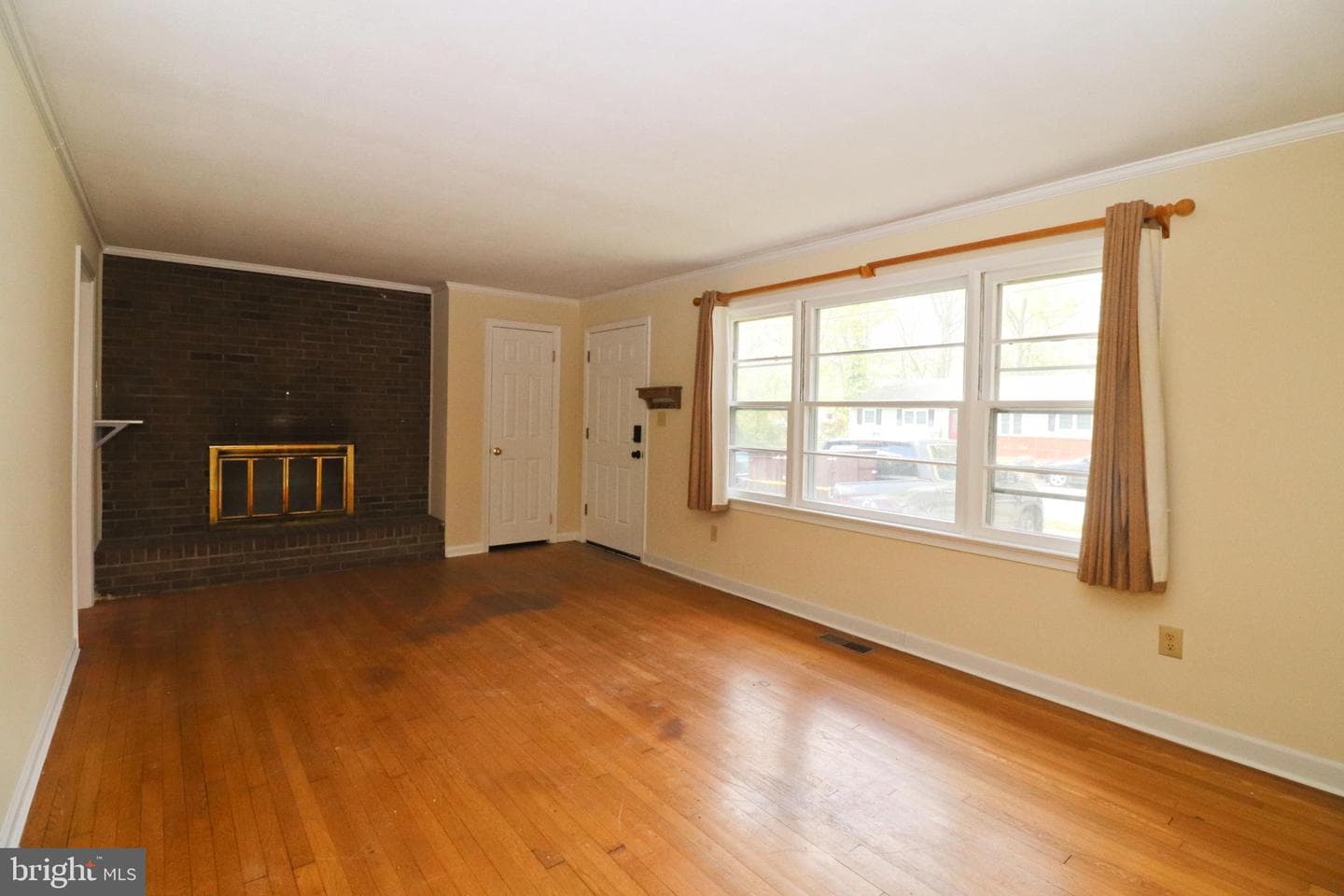 1405 Westchester Street photo 8