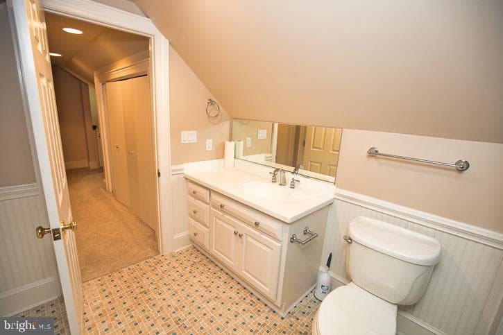 712 Riverside Pines Court photo 68