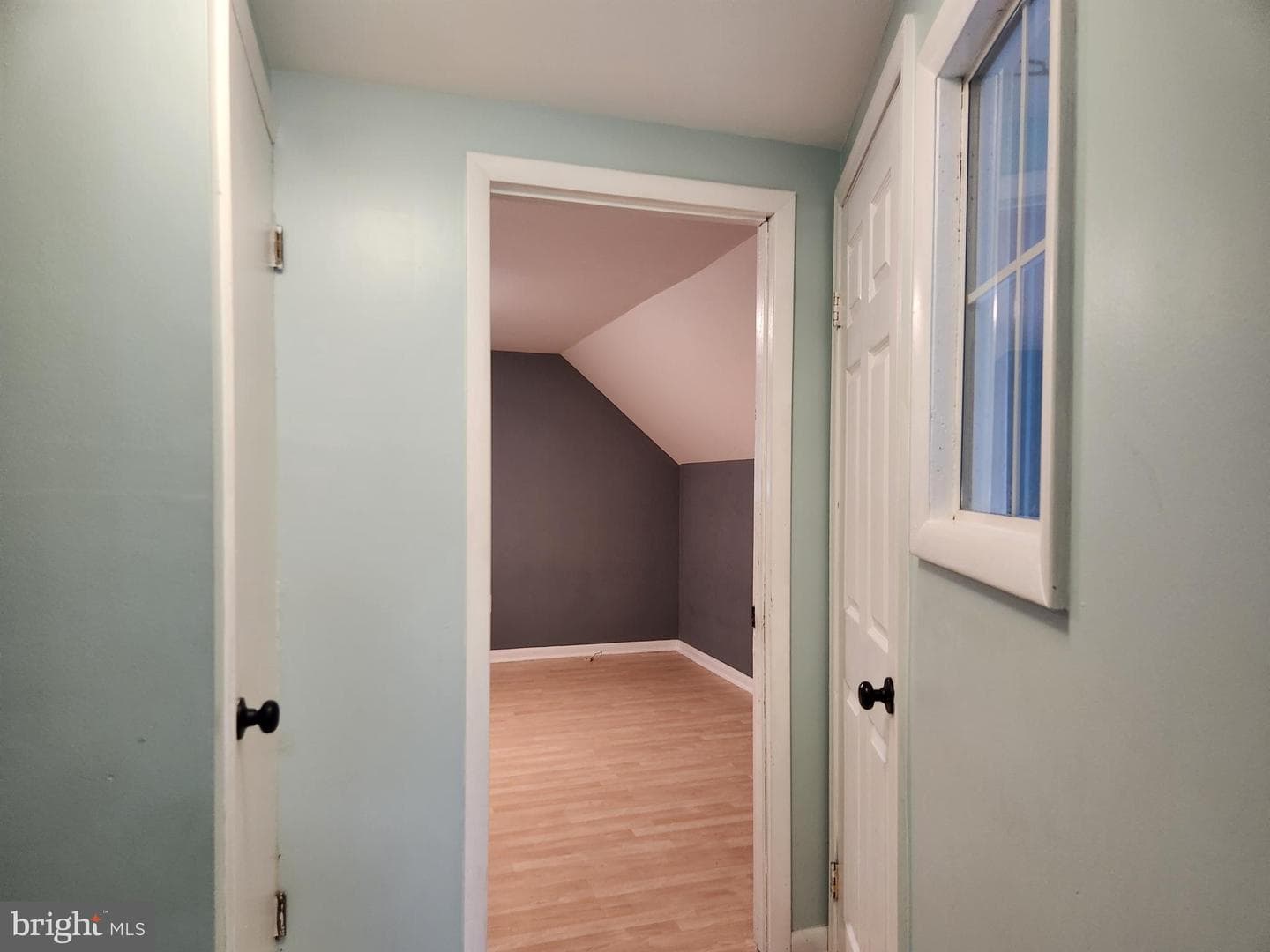 505 E College Avenue photo 14