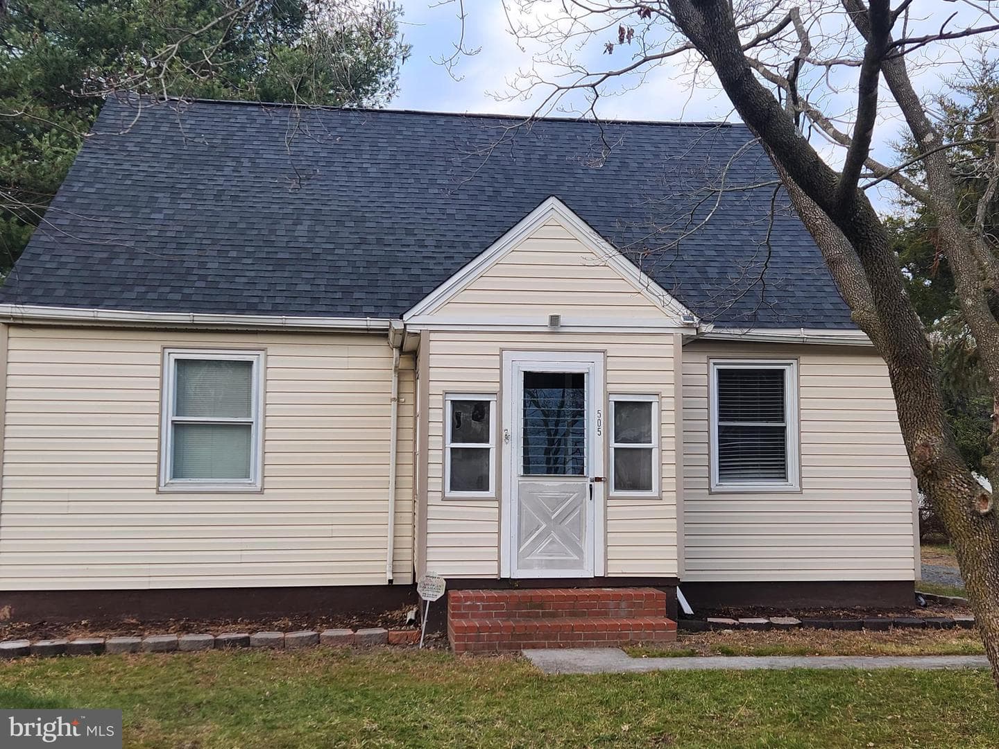 505 E College Avenue photo 2