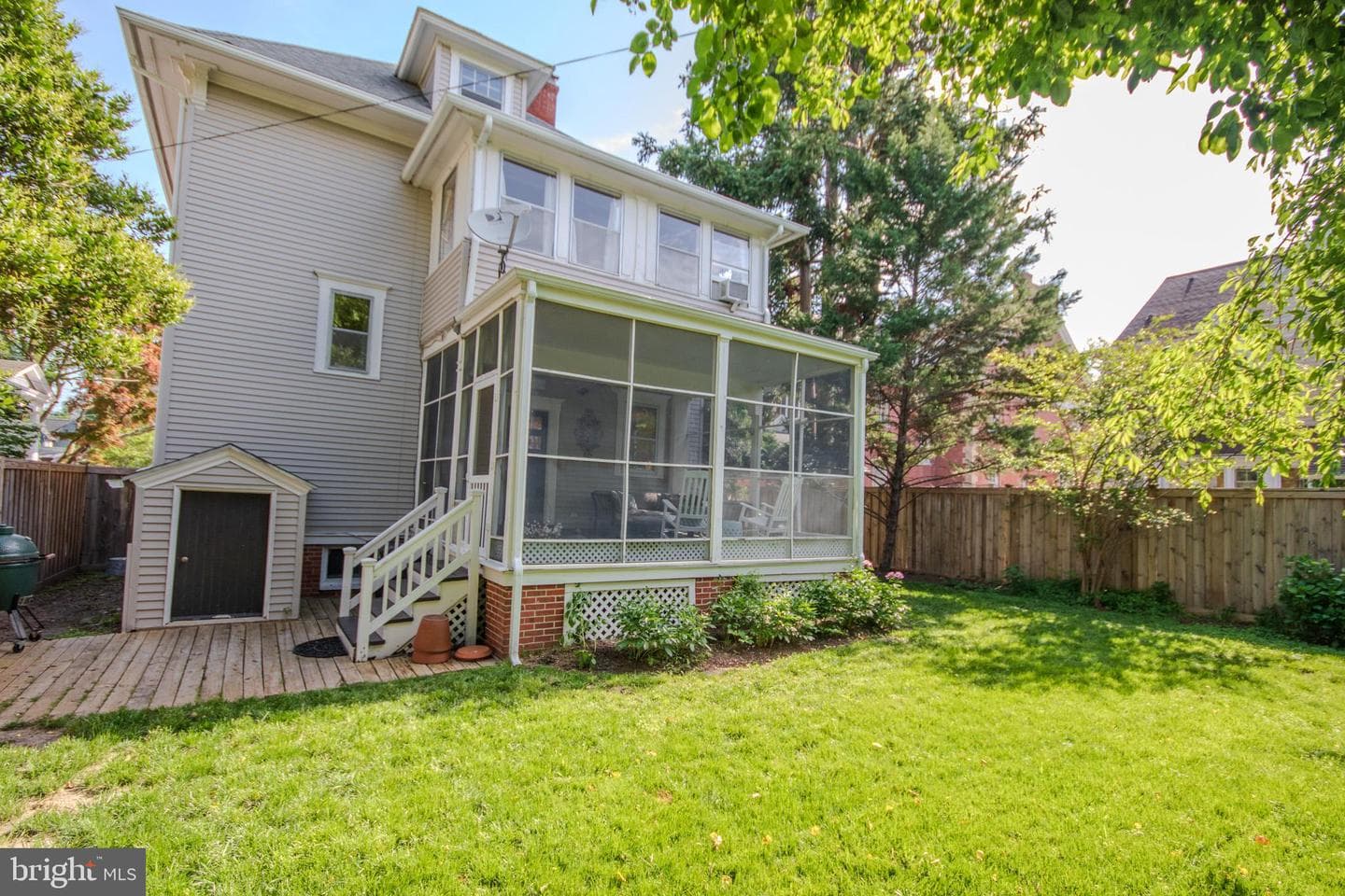 102 W William Street photo 48