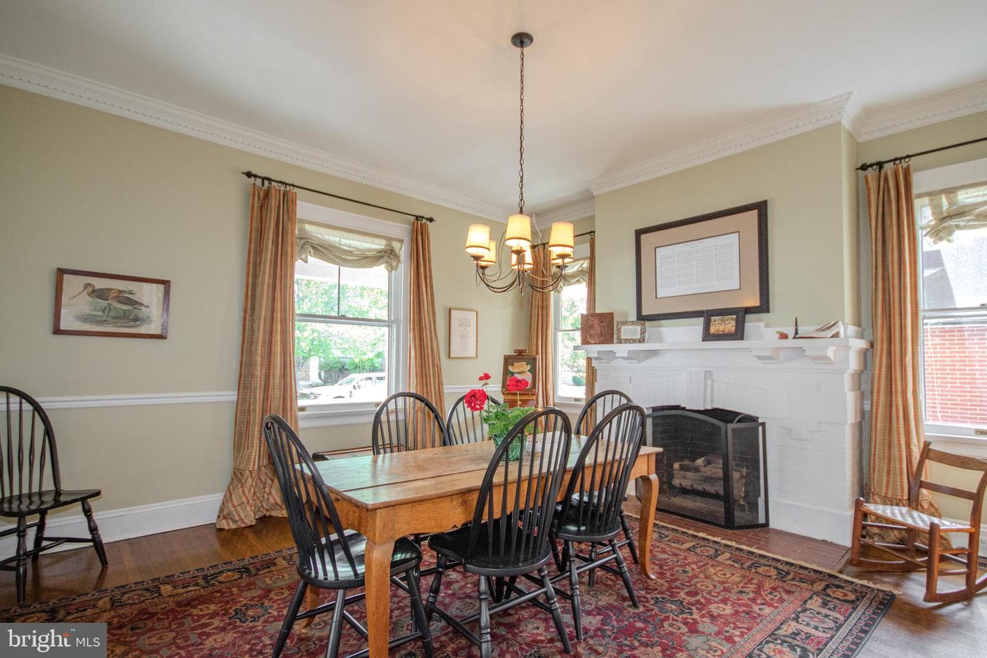 102 W William Street photo 6