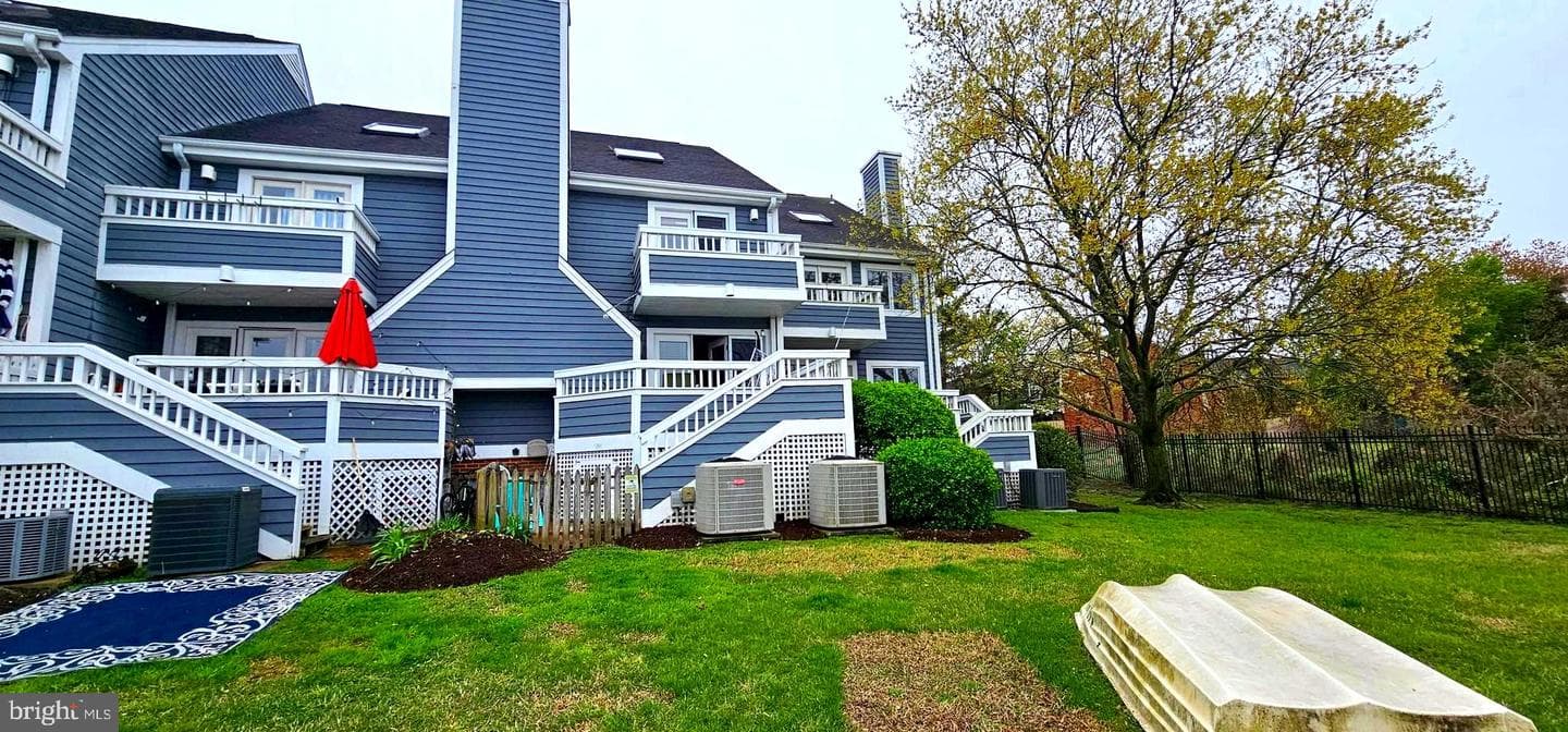 660 River Oak Court photo 20
