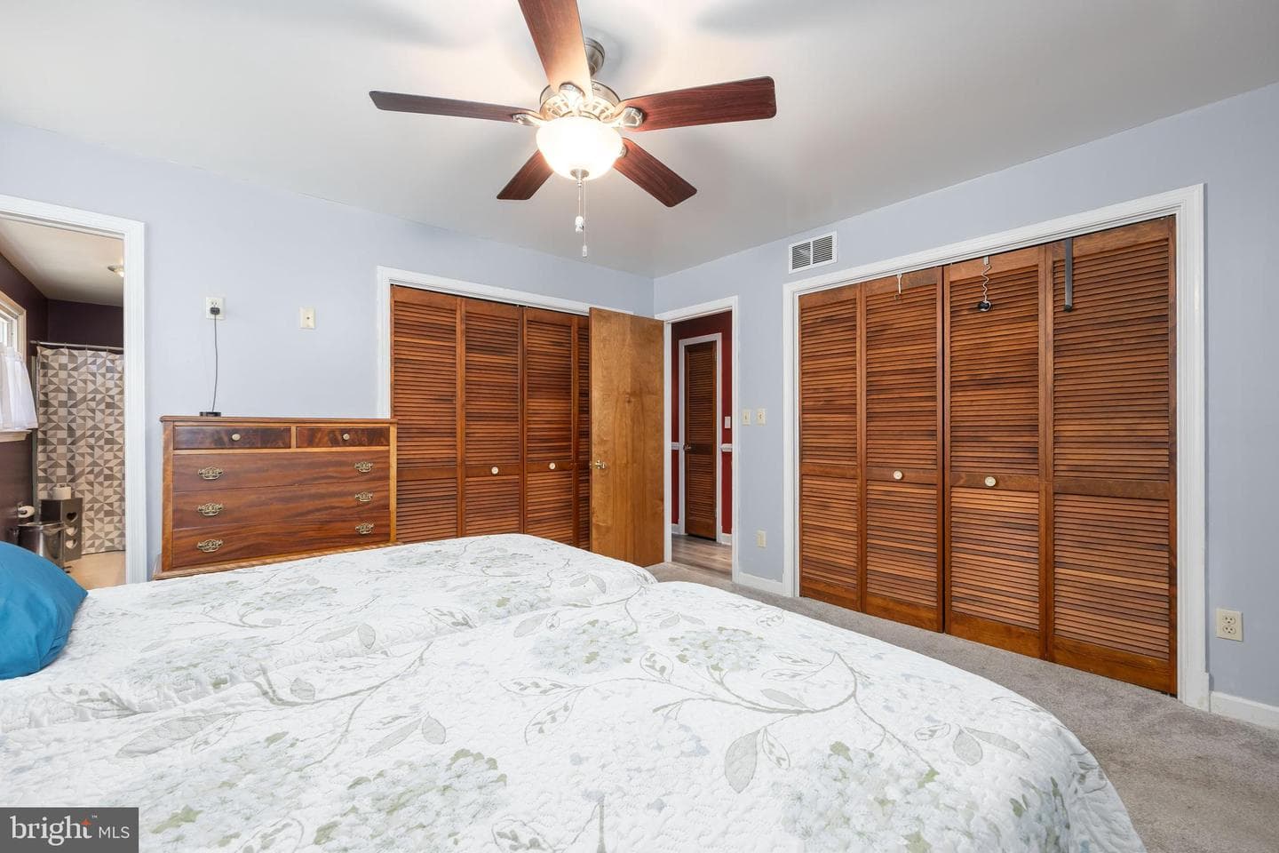 1036 S Schumaker Drive photo 33