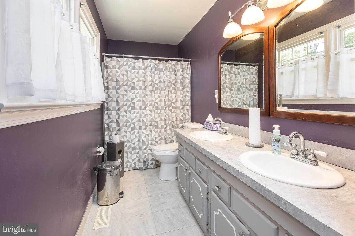 1036 S Schumaker Drive photo 34