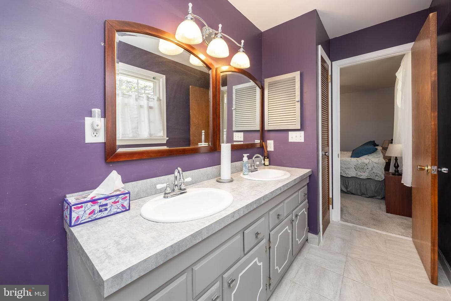 1036 S Schumaker Drive photo 35