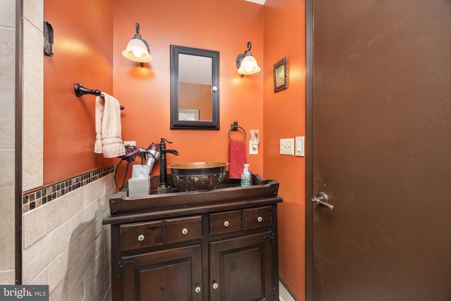 1036 S Schumaker Drive photo 43