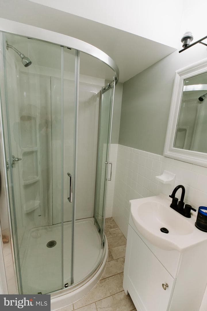 8695 Mar Lynn Drive photo 31