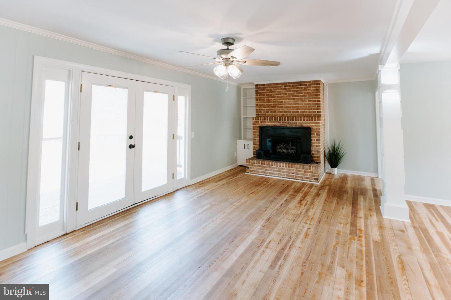 8695 Mar Lynn Drive photo 6