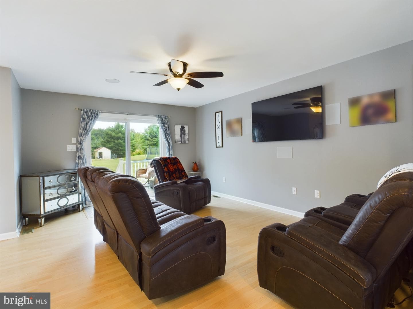10037 Grapevine Road photo 11