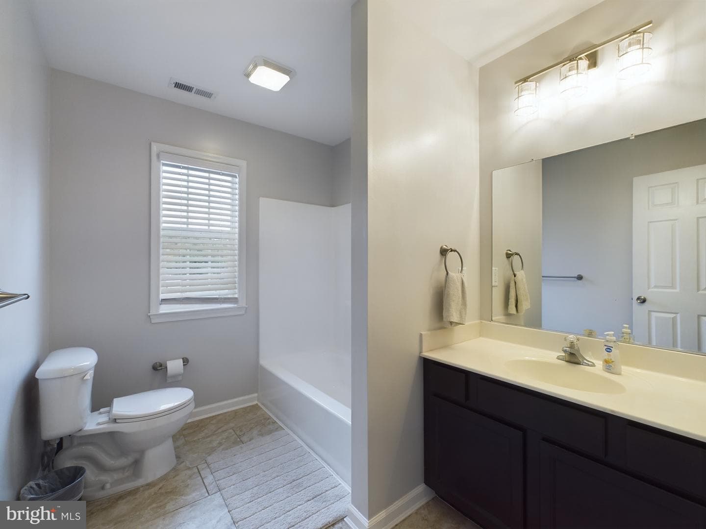 10037 Grapevine Road photo 32
