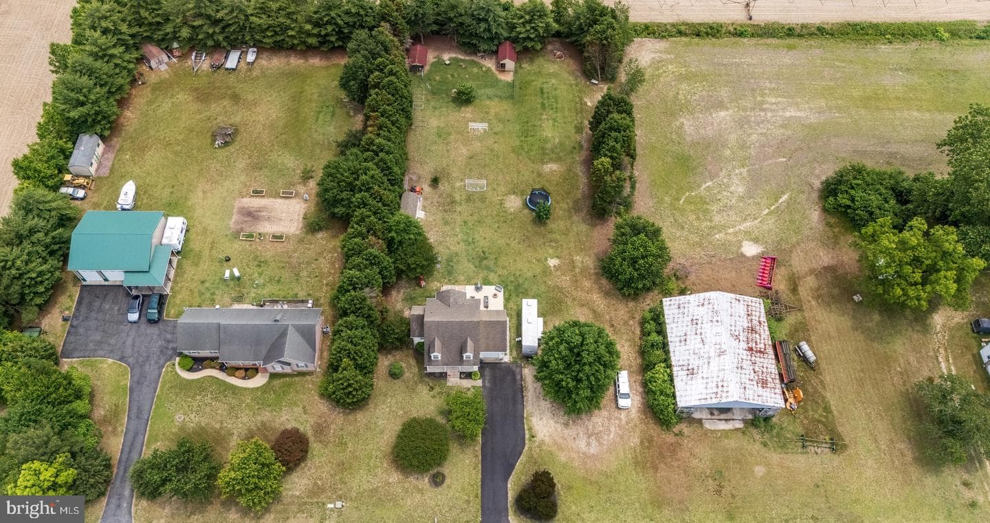 10037 Grapevine Road photo 59