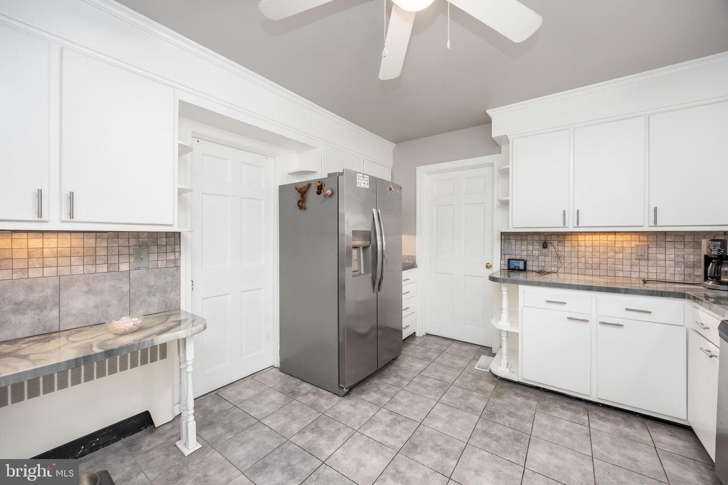 700 S Park Drive photo 19